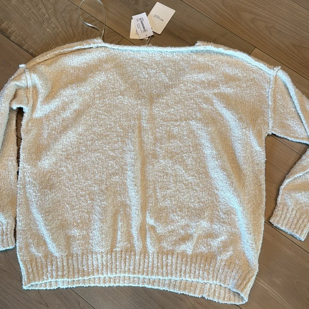 Women’s sweater - Picture 7 of 8